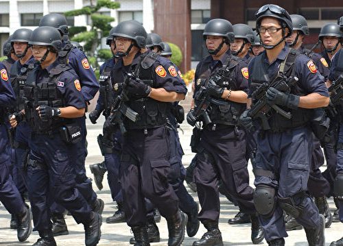 夏小強：張安樂和李明哲命運迥異的背後