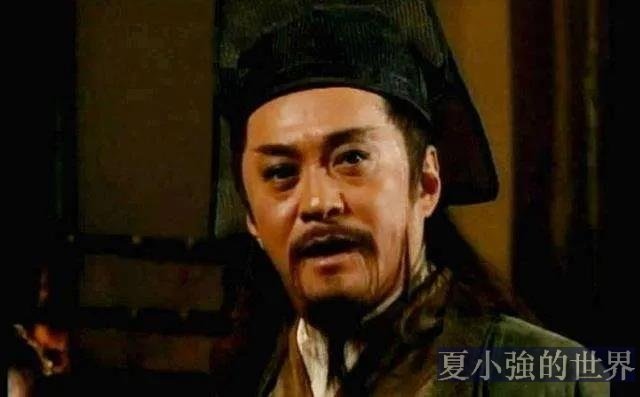 岳不群