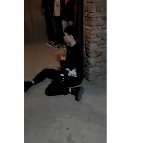 武漢某密室逃脫，影帝級喪屍正在培訓新員工如何成為一名合格的喪屍（視頻）