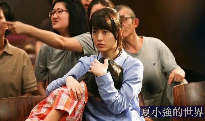 狗鎮、盲山與熔爐:無法之地是如何形成的?