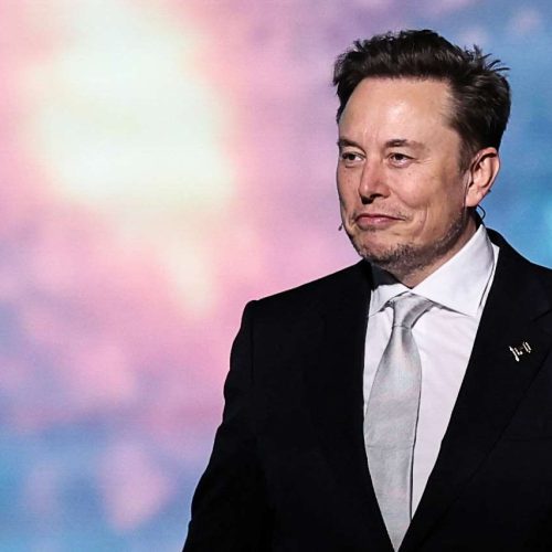 馬斯克的奇點預言：別再為退休存錢了！